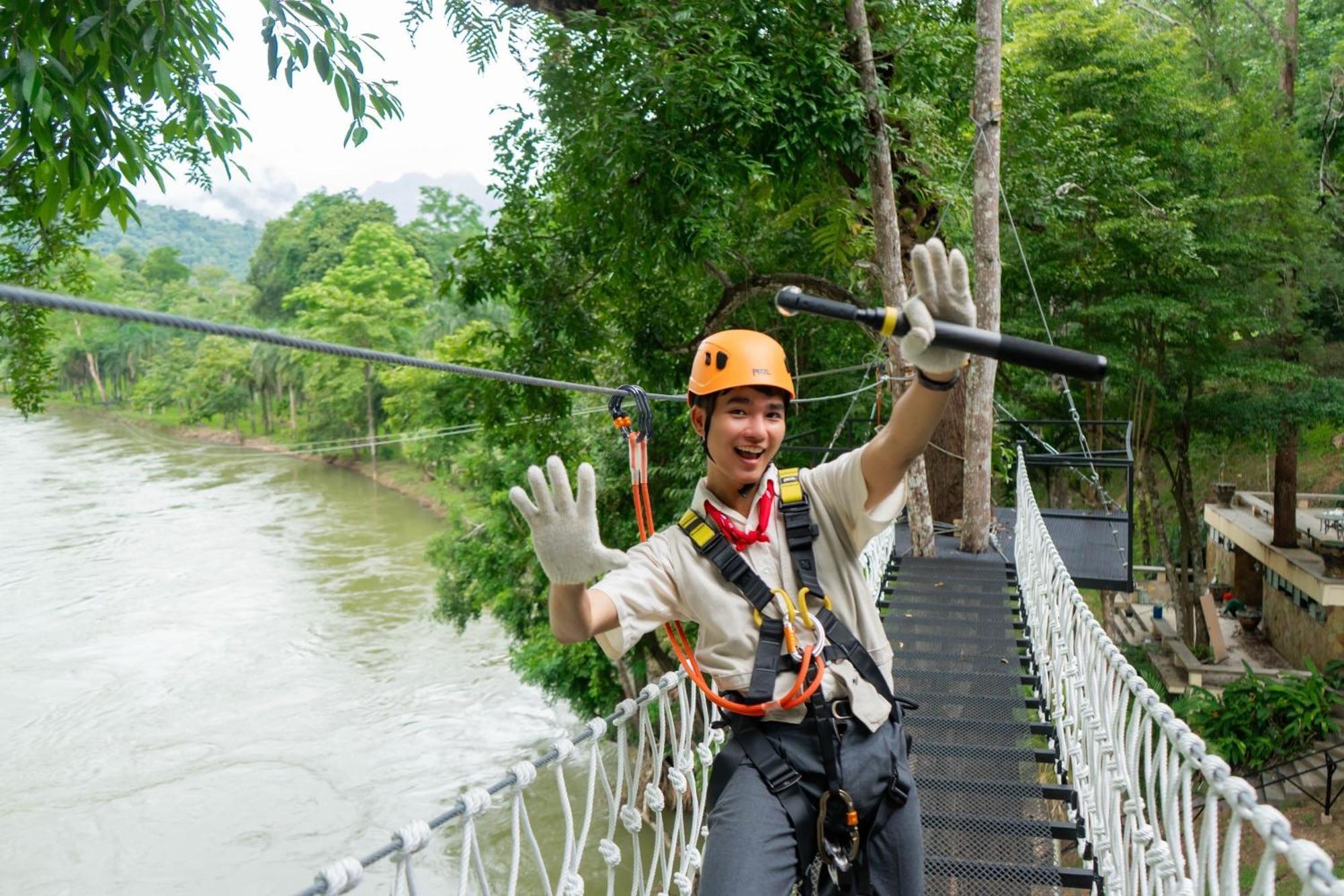 Puprai Tarnnarm Resort Thong Pha Phum Exterior photo