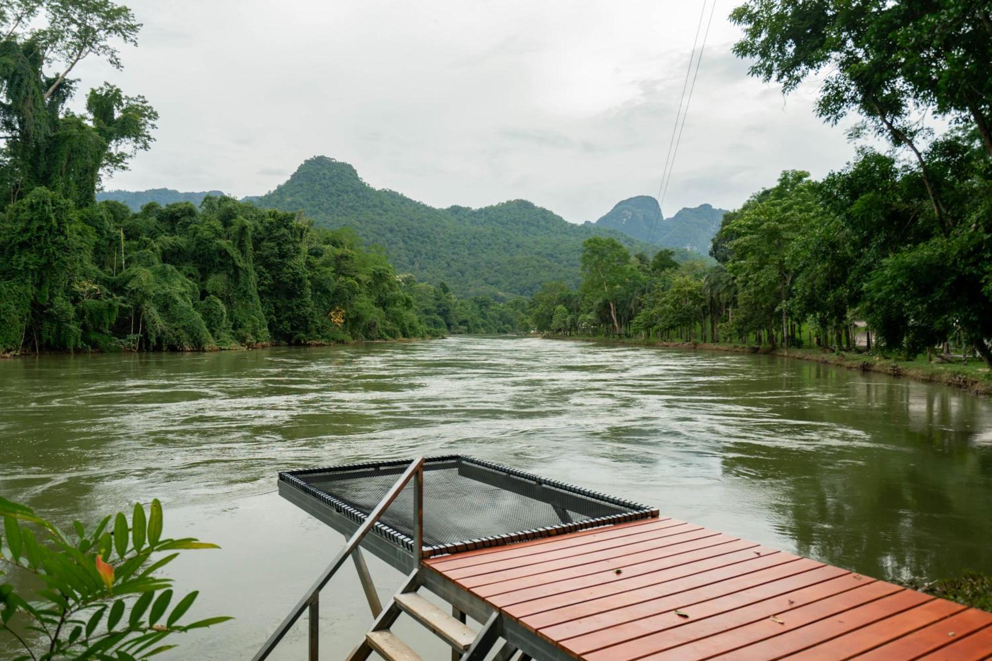 Puprai Tarnnarm Resort Thong Pha Phum Exterior photo