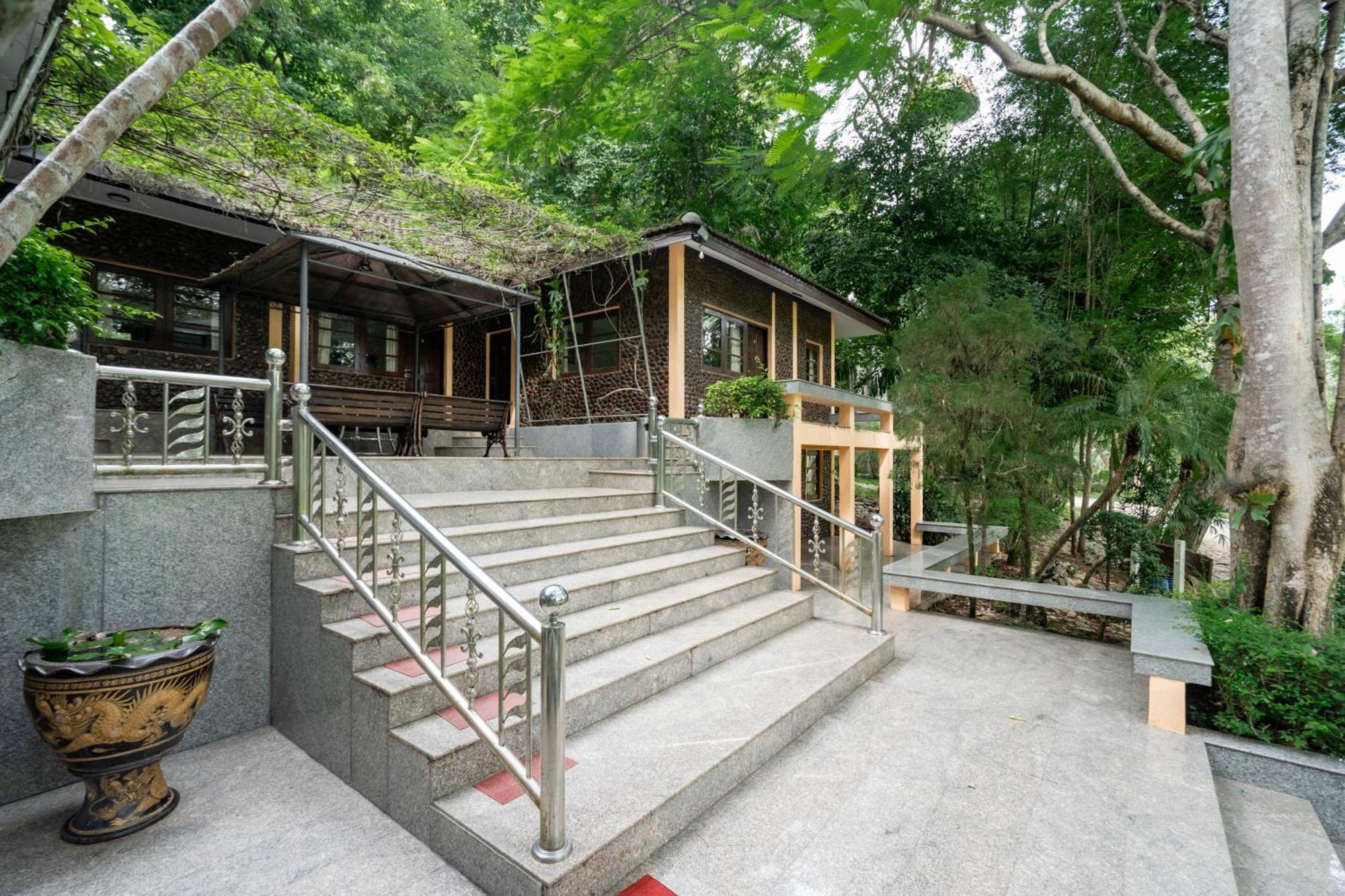 Puprai Tarnnarm Resort Thong Pha Phum Exterior photo